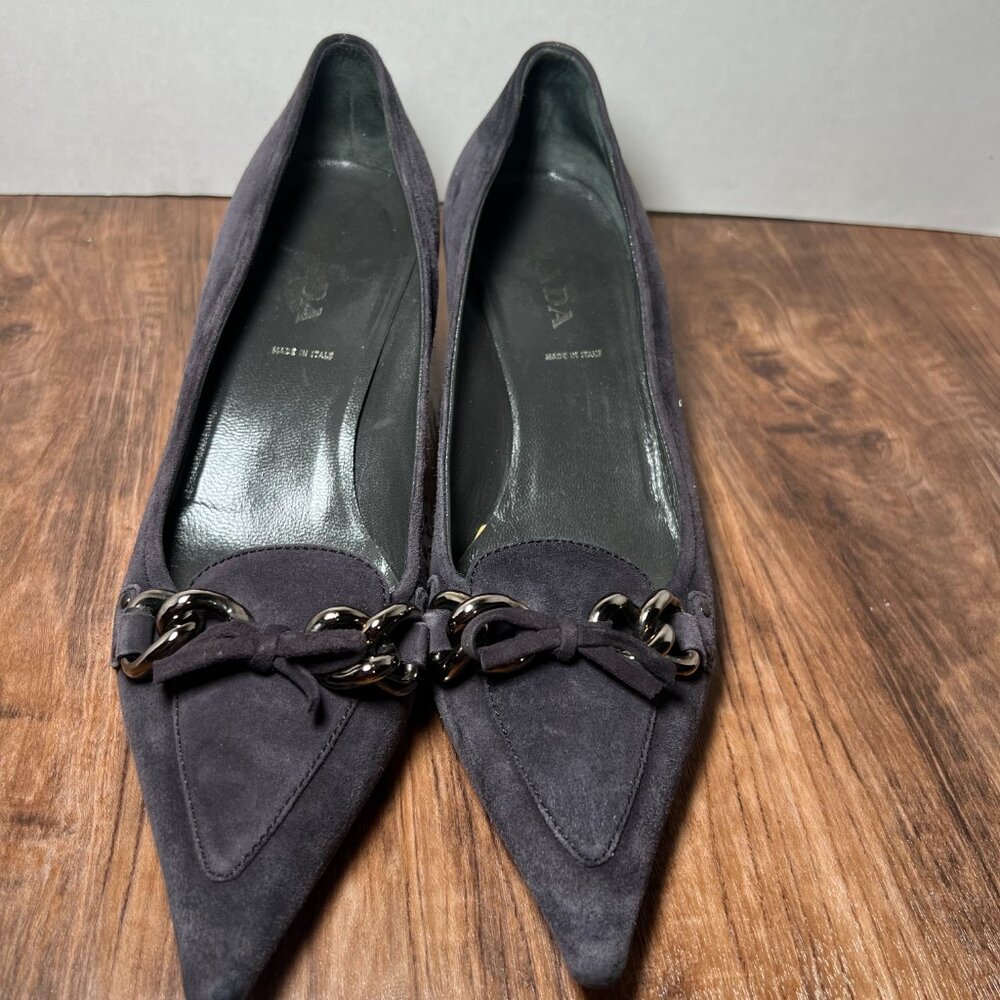 PRADA Suede Chain-Link Accents Pumps. Size 36.5 - Picture 2 of 7